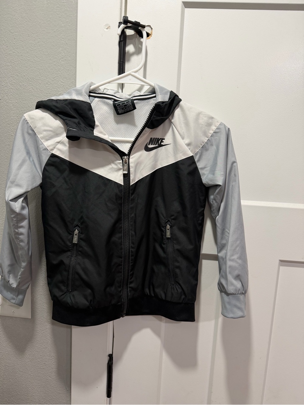 Nike Kids Black, White & Light Gray Hooded Windbreaker
